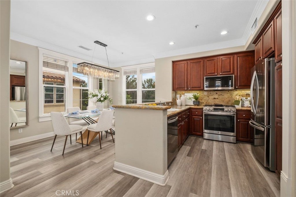 347 Tall Oak, Irvine CA 92603 - Photo 16