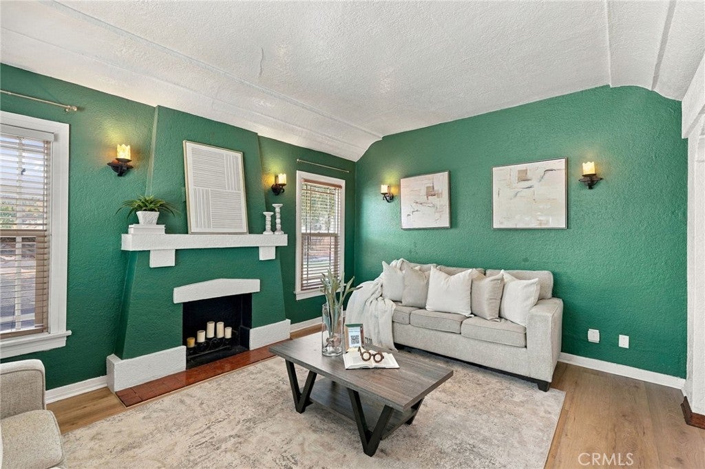 2390 Oregon