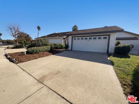 Photo of 13142 E Mesa Verde Drive, Moorpark, CA 93021 (MLS # 26646221)