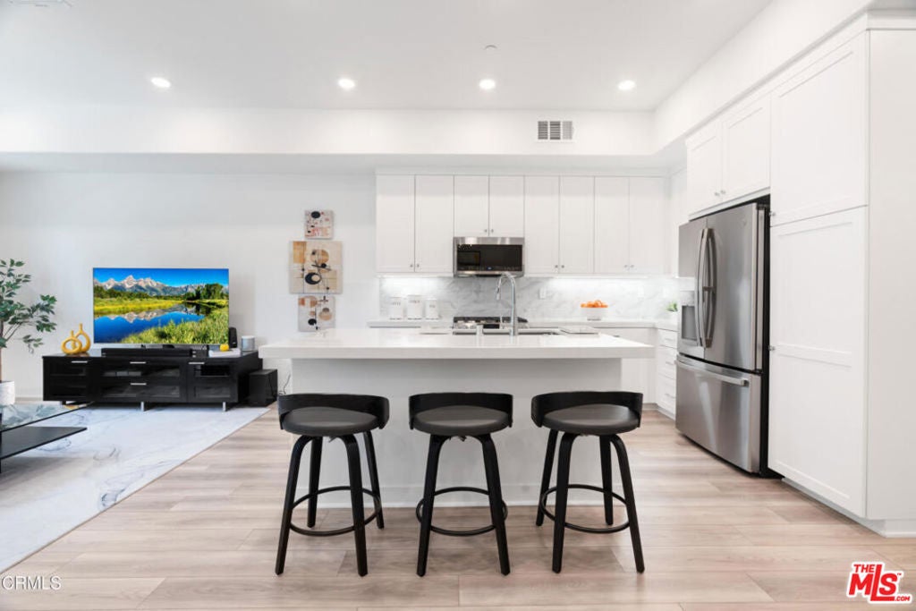 1618 Hollyleaf Terrace