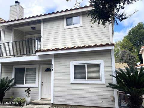 Photo of 117 Sunset Drive, Thousand Oaks, CA 91362 (MLS # 226001826)