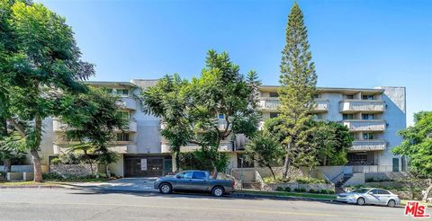Photo of 11645 Montana Avenue #107, Los Angeles, CA 90049 (MLS # 26635491)