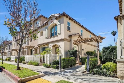 329 N Fenimore Azusa CA 91702