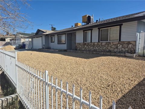 Photo of 37149 Camarillo Ave, Barstow, CA 92311 (MLS # HD26049565)