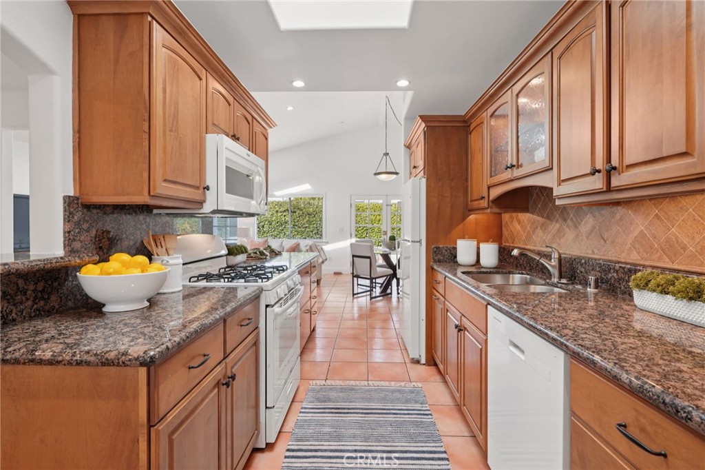 2830 May Avenue