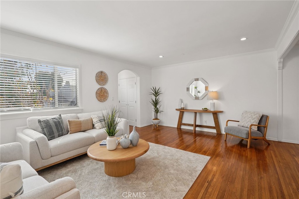 2830 May Avenue