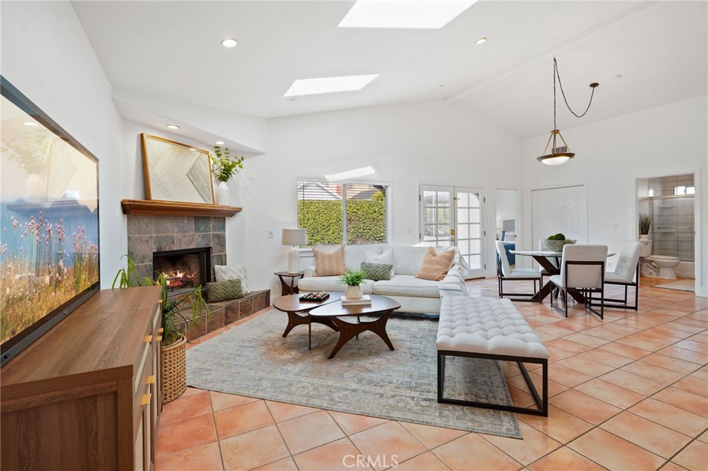 2830 May Avenue