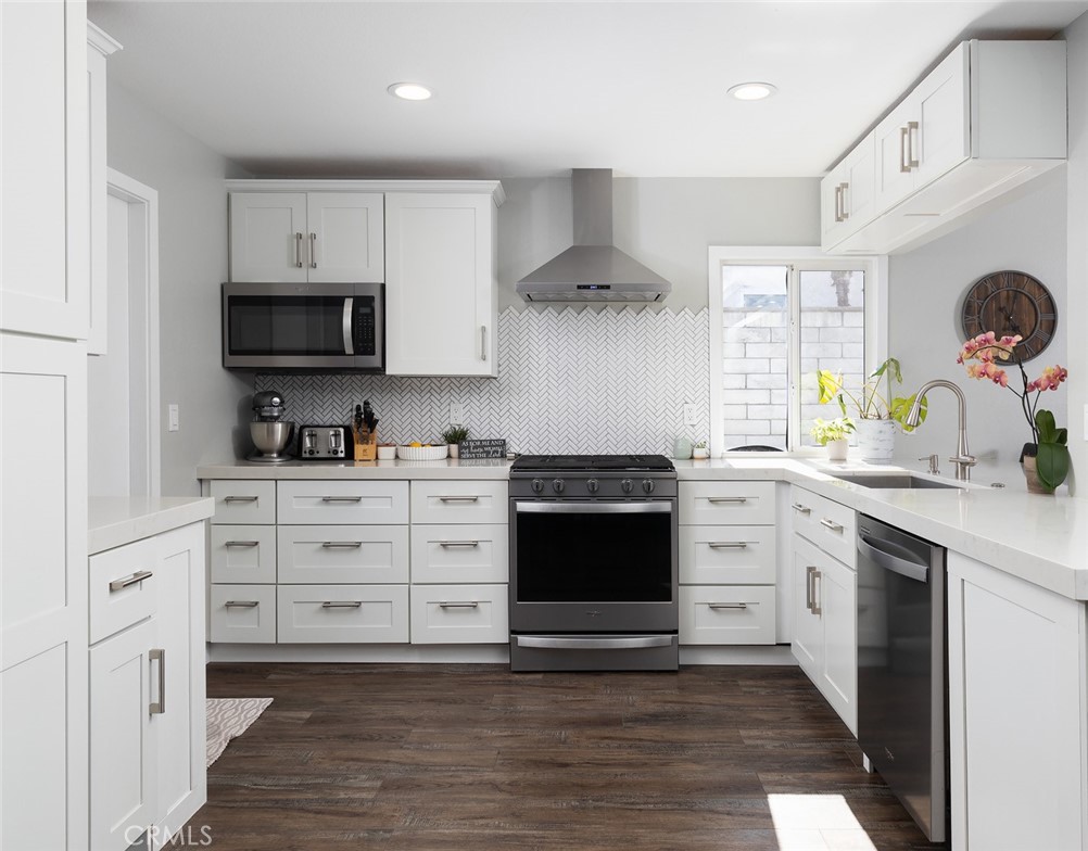 26511 La Quilla Lane