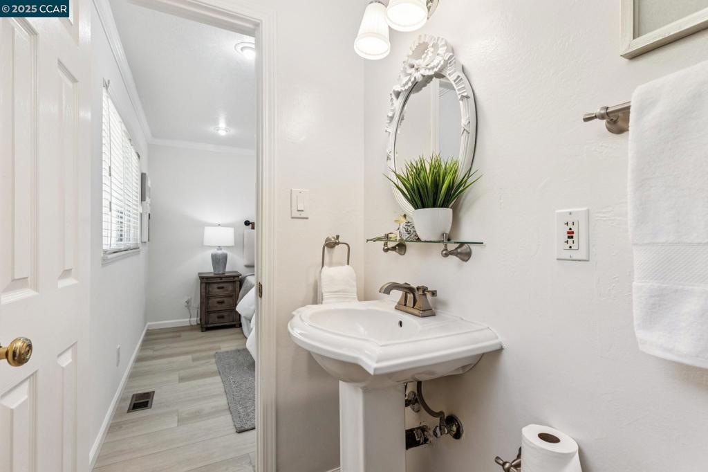 WALNUT CREEK - Residential