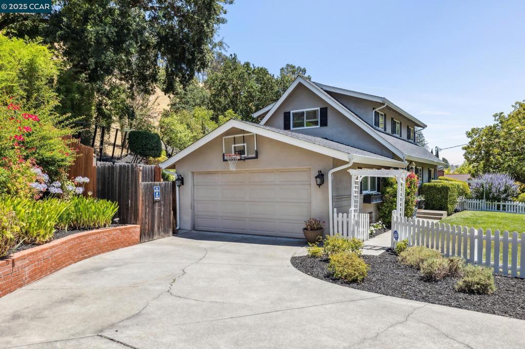 WALNUT CREEK - Residential