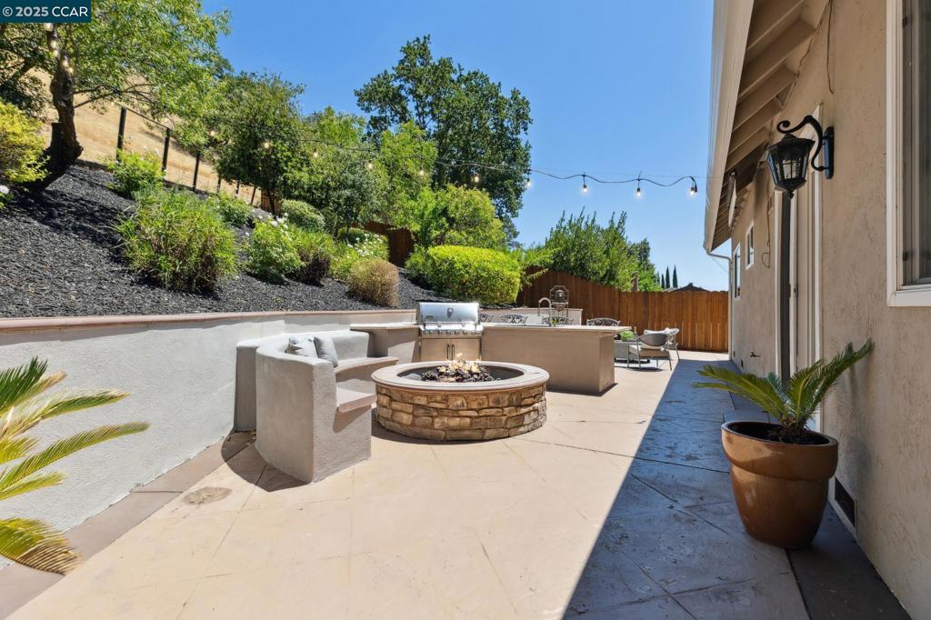 WALNUT CREEK - Residential