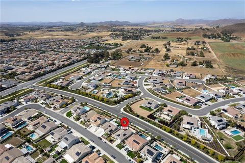 Tiny photo for 31132 Petal Cir, Winchester, CA 92596 (MLS # SW26085781)