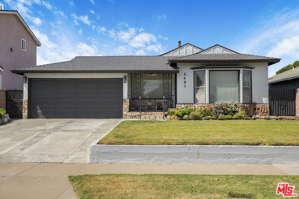 1407 W 138th Street