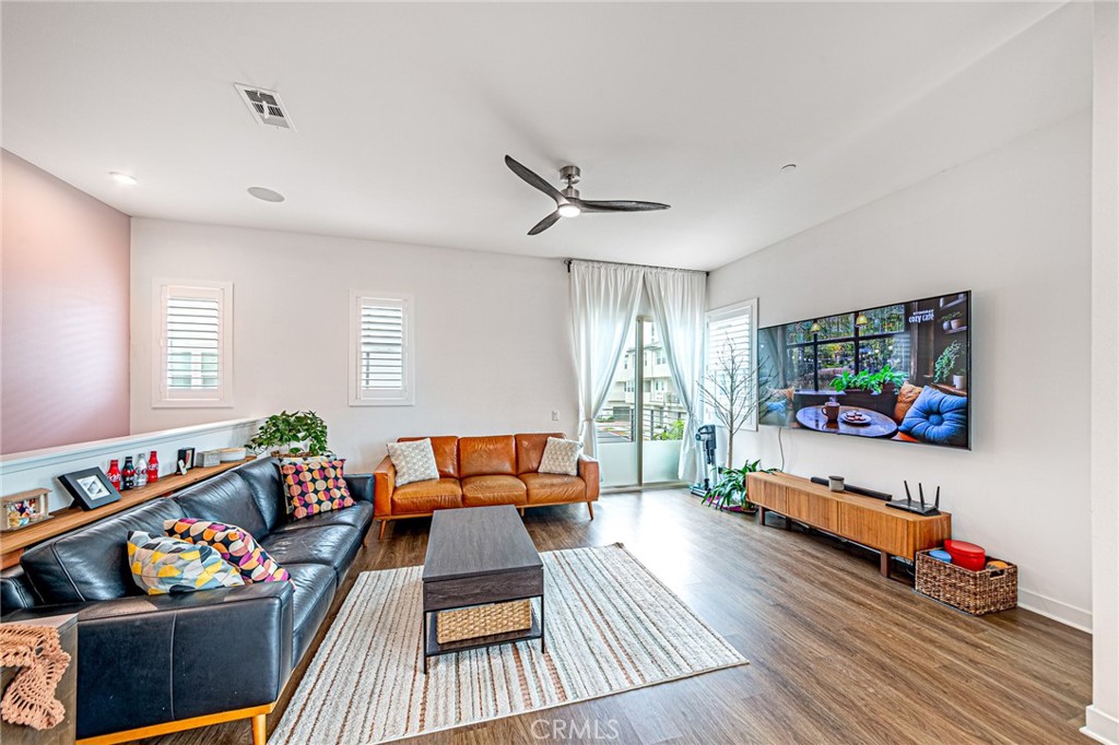 1603 W Cara Drive