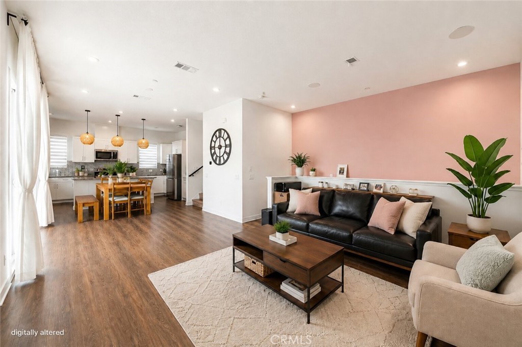 1603 W Cara Drive