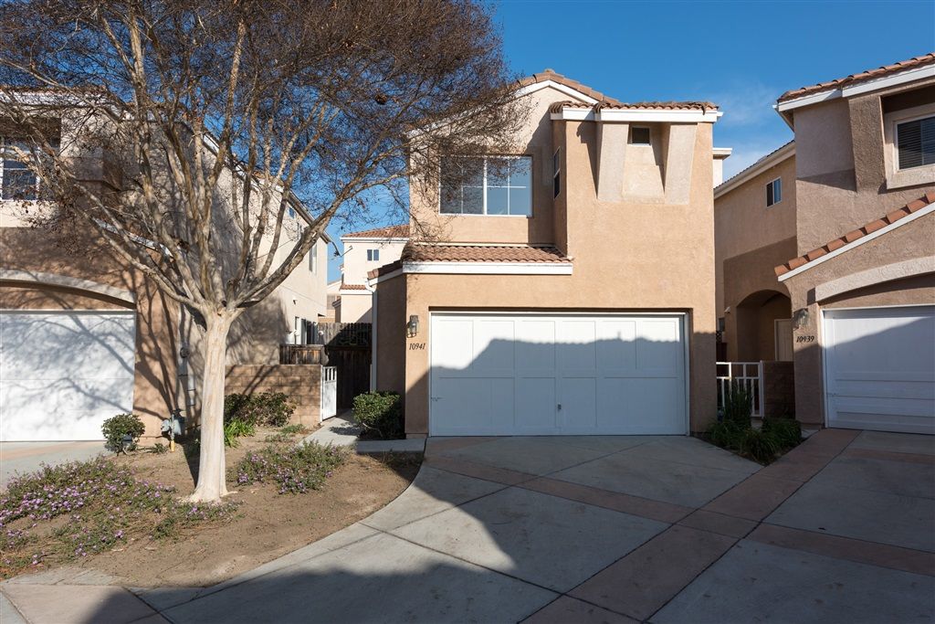 listing image 130724363364071341856