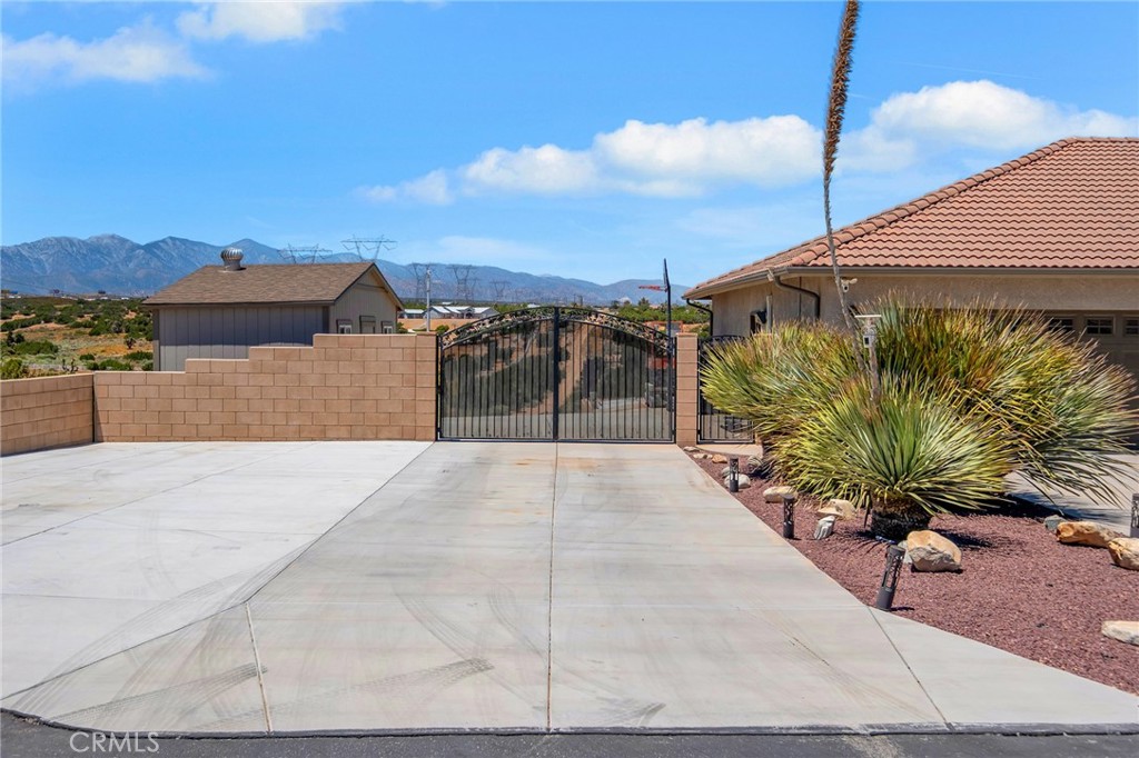 6910 Oak Vista Lane