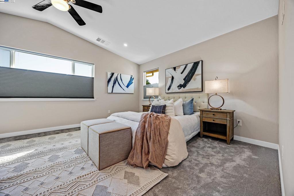 SUNSET WEST - Residential