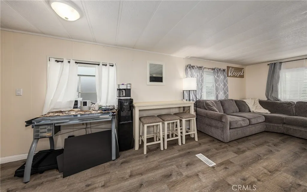 Highland, California 92346, United States, 1 Bedroom Bedrooms, ,1 BathroomBathrooms,Residential,Active,227712