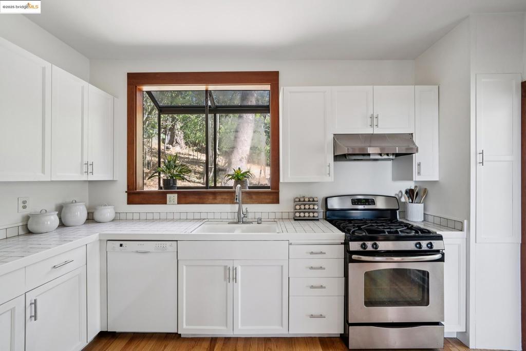 BERKELEY HILLS - Residential