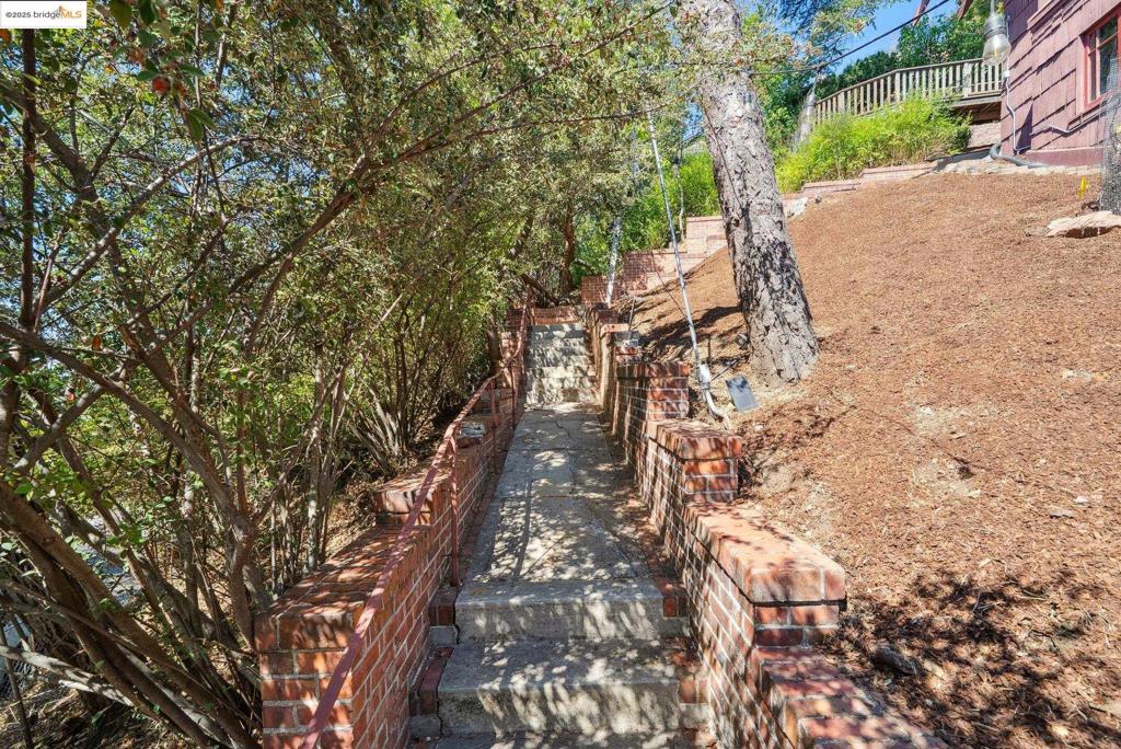 BERKELEY HILLS - Residential