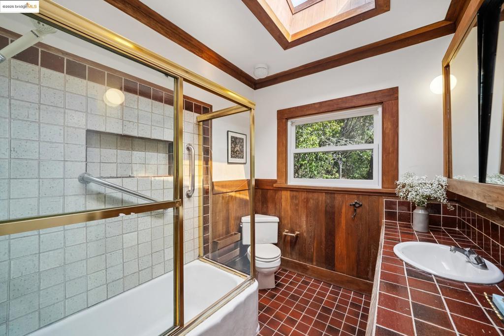 BERKELEY HILLS - Residential