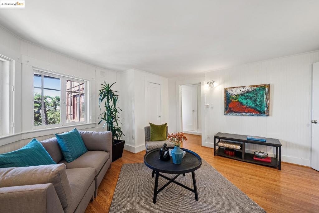 BERKELEY HILLS - Residential
