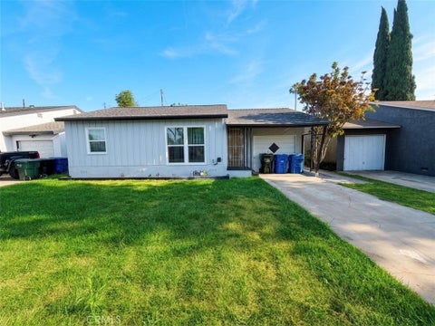 Photo of 11613 Wakeman ST, Whittier, CA 90606 (MLS # DW26183570)