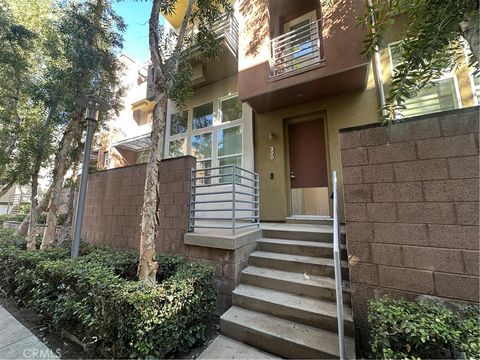 320 E Jeanette Lane Santa Ana CA 92705