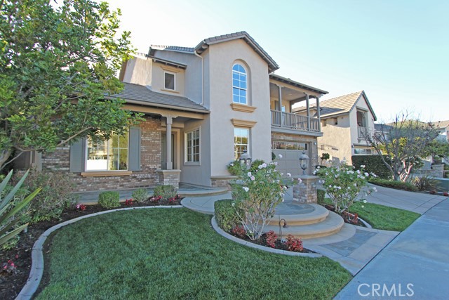 27 Running Brook Dr