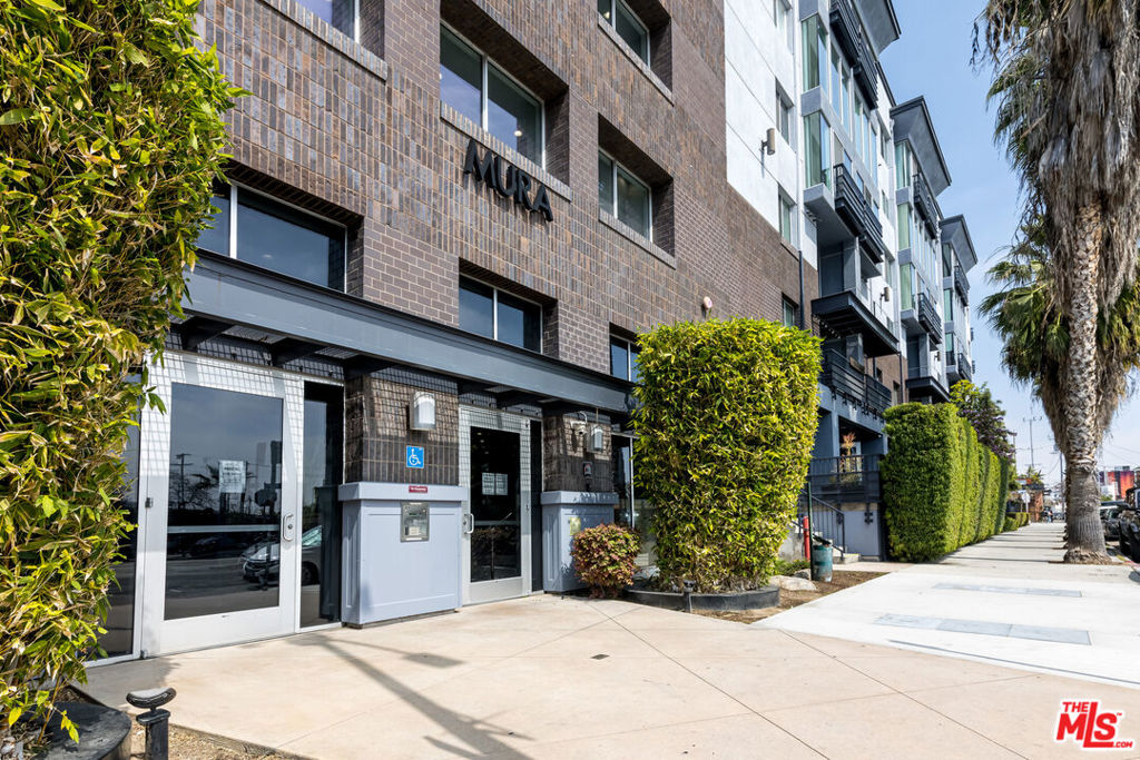 629 Traction Avenue 233