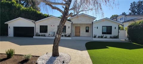 Photo of 5061 Woodley AVE, Encino, CA 91436 (MLS # SR26133987)