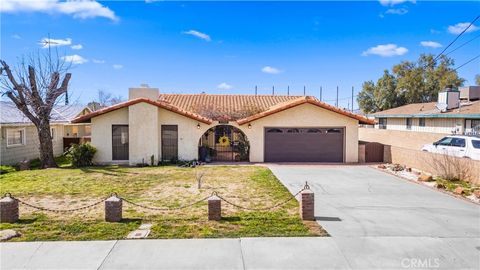 Photo of 43453 7th St E, Lancaster, CA 93535 (MLS # SR26041963)