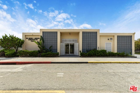 Photo of 3480 Live Oak Street, Huntington Park, CA 90255 (MLS # 26876841)