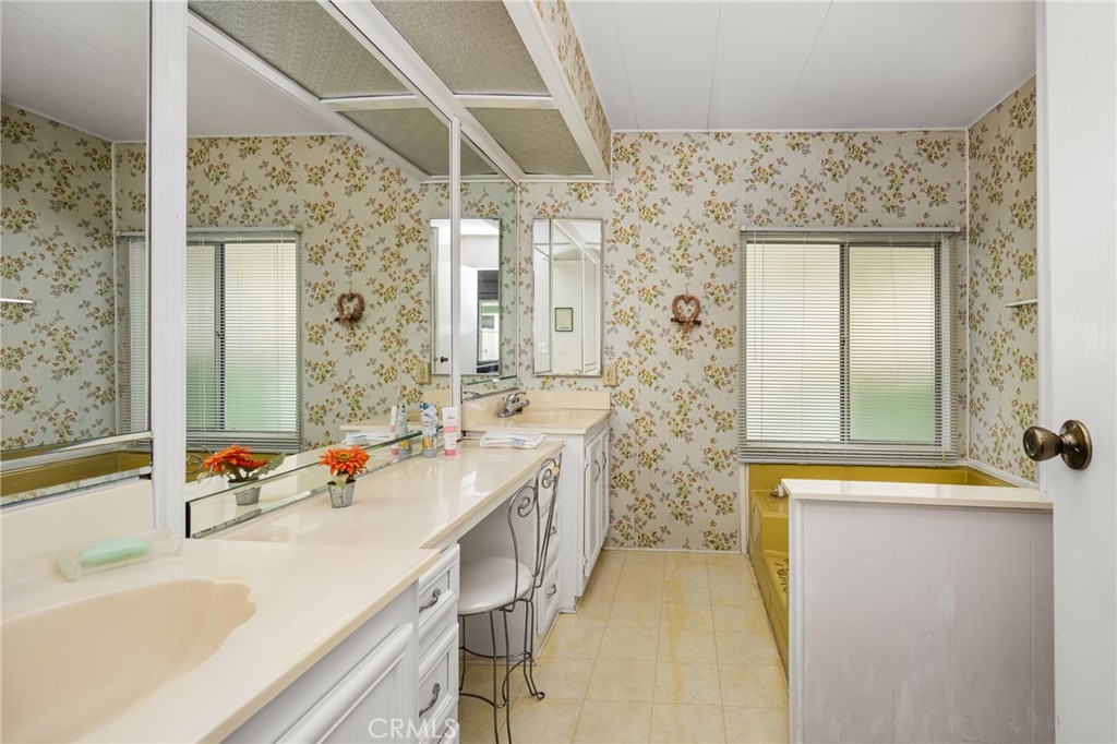 Groves Trailer Park (TG) - Residential