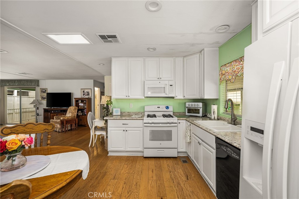 Groves Trailer Park (TG) - Residential