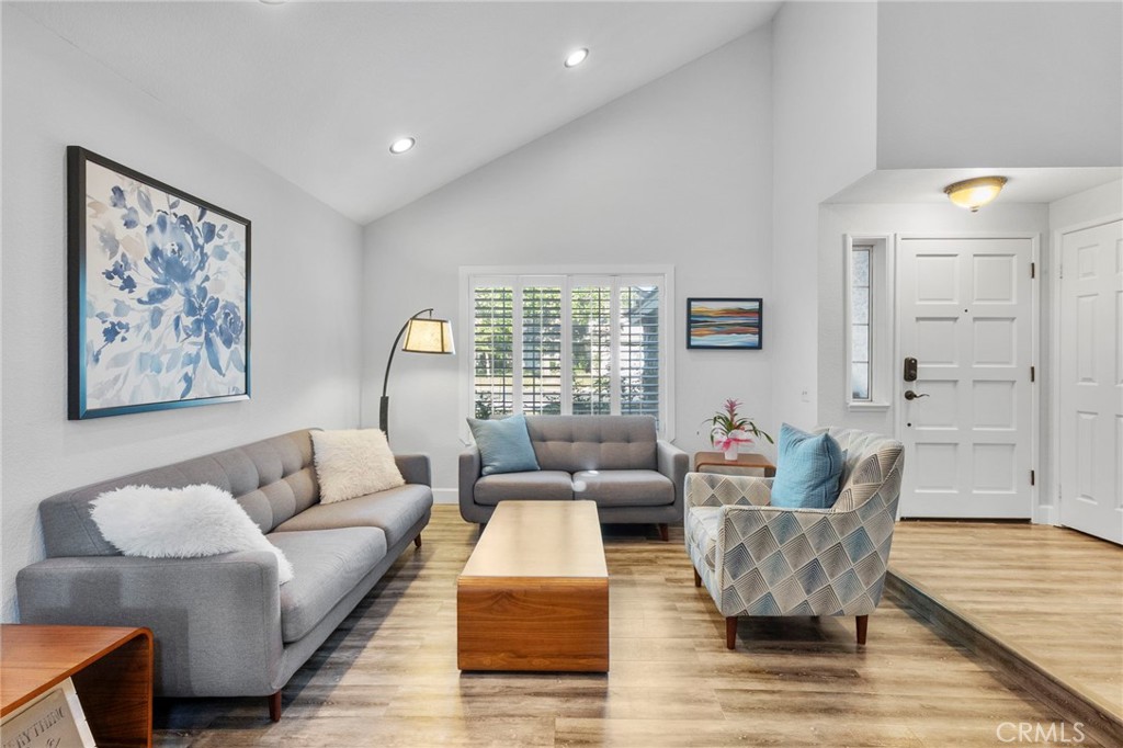 313 Van Ness