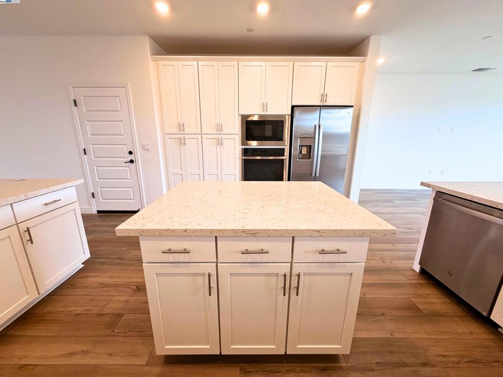 Not Listed - Residential