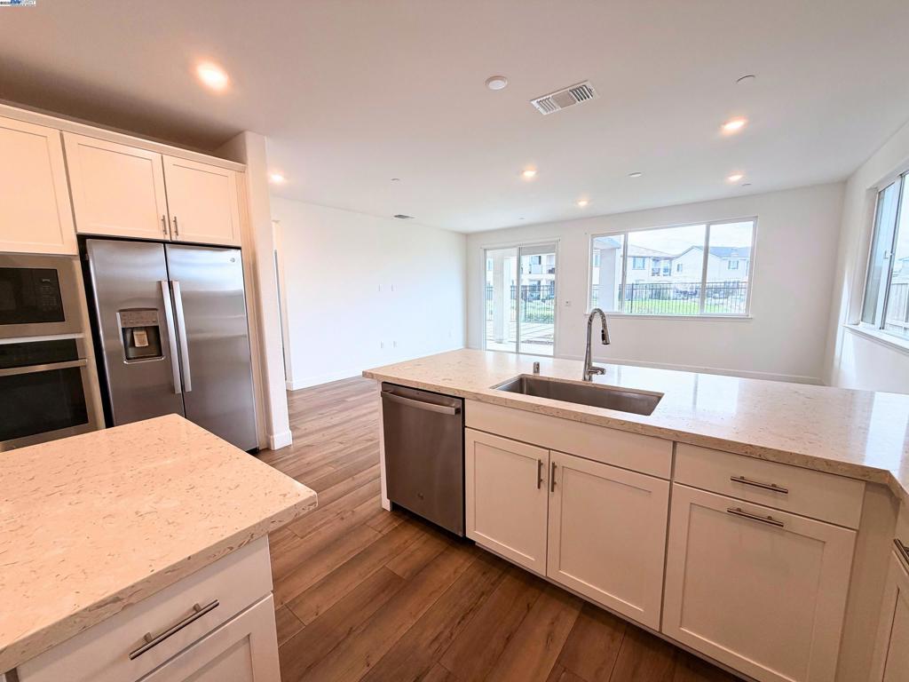 Not Listed - Residential