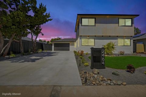Photo of 2464 Carolina Avenue, Redwood City, CA 94061 (MLS # ML82045817)