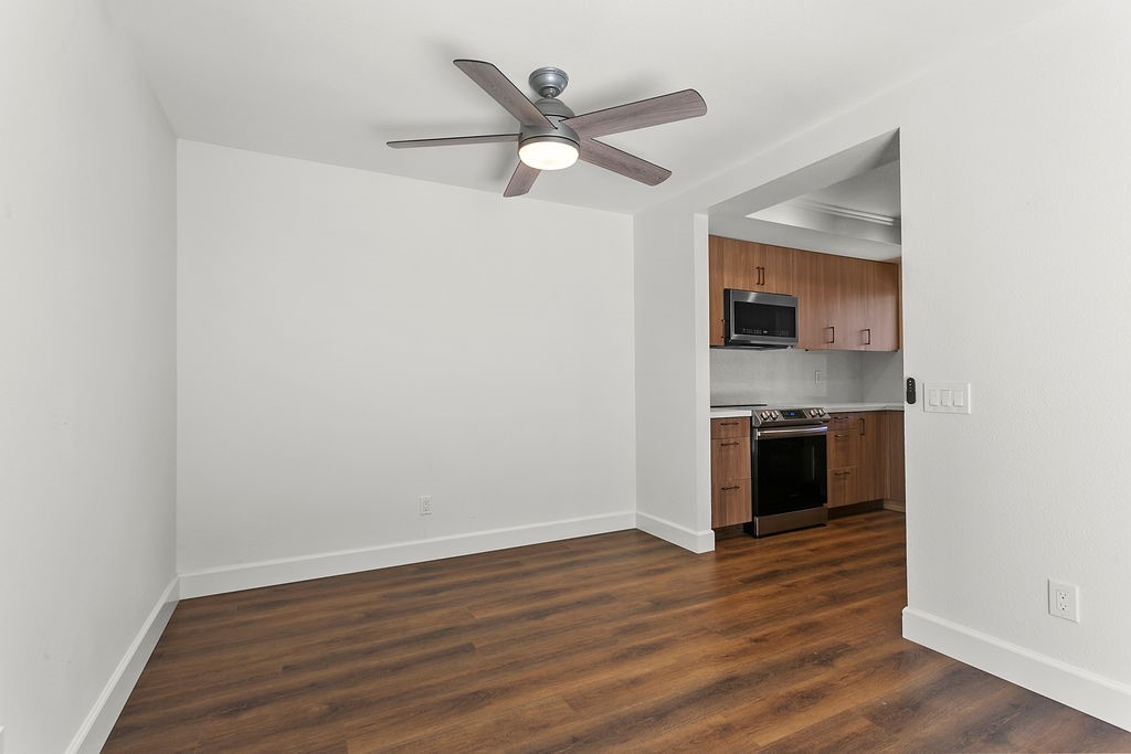 8566 Larkhall Cir Circle 805C