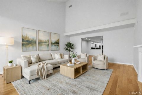 18324 Clark Street 315 Tarzana CA 91356