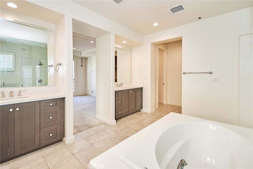 PARKVIEW (BKPKV) - Residential