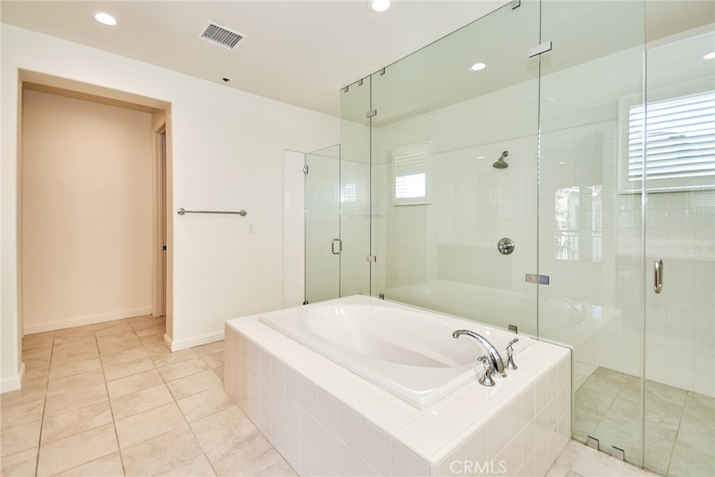 PARKVIEW (BKPKV) - Residential