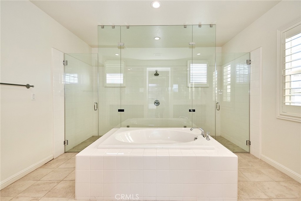 PARKVIEW (BKPKV) - Residential