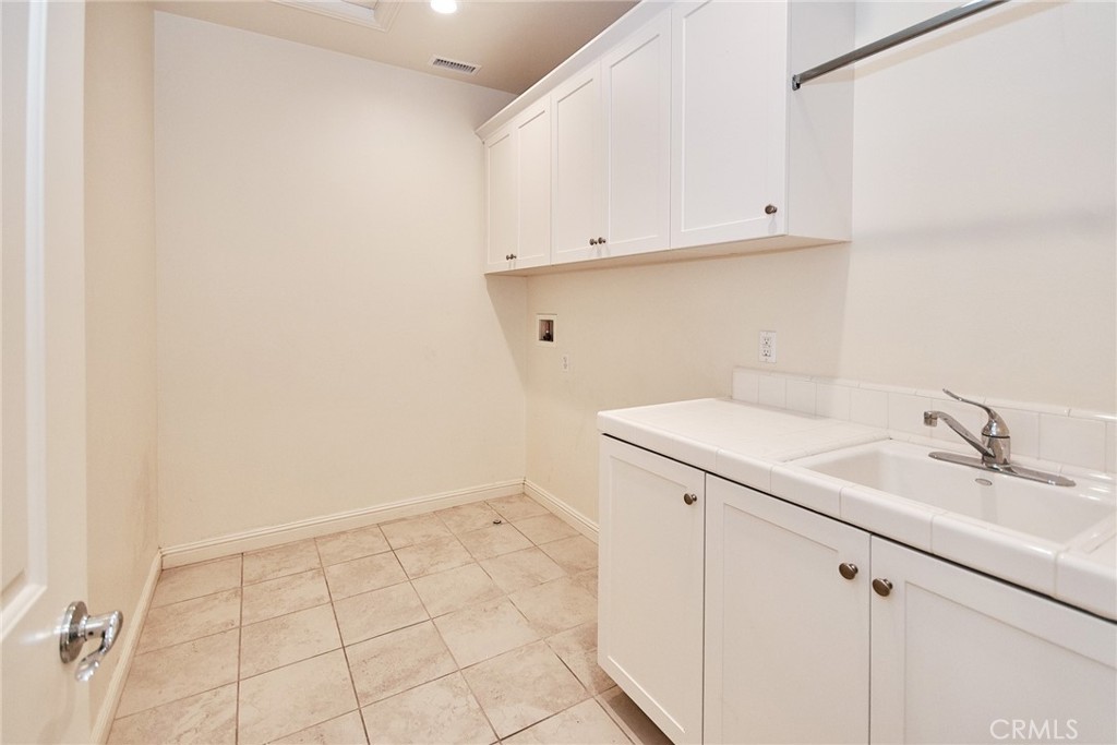 PARKVIEW (BKPKV) - Residential