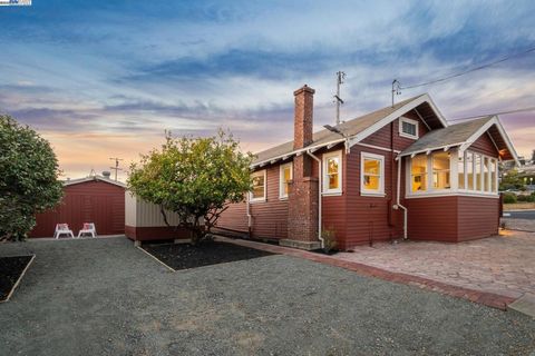 Photo of 7029 STOCKTON AVENUE Ave, El Cerrito, CA 94530 (MLS # 41110371) Photo of 7029 STOCKTON AVENUE Ave, El Cerrito, CA 94530 (MLS # 41110371)