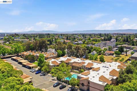 Photo of 3300 Wolcott Cmn Cmn #113, Fremont, CA 94538 (MLS # 41142563)