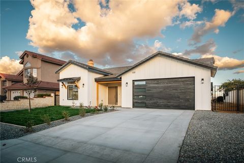 13145 Palos Grande Drive Victorville CA 92395