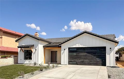 13145 Palos Grande Drive Victorville CA 92395